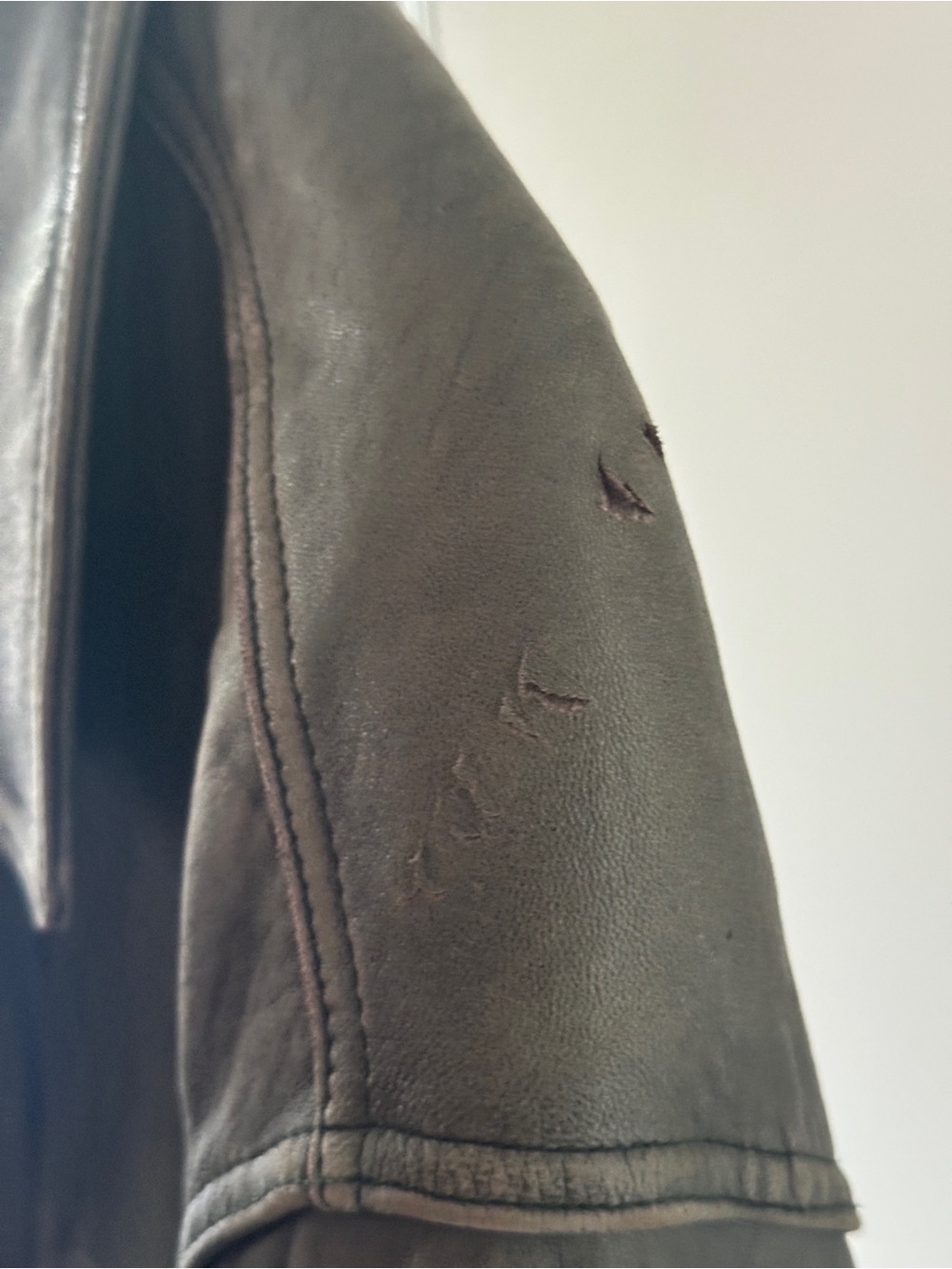 Vintage Danier Men's Greyish Green Leather Bomber Jacket - Picture 3 of 3